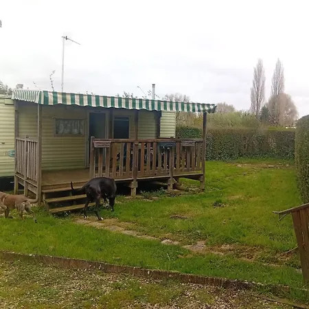 Les Sumacs Campsite